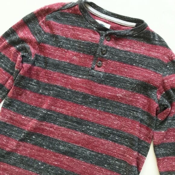Old navy gray/maroon stripe Henley LS top EUCM(8Y) - Picture 2 of 2